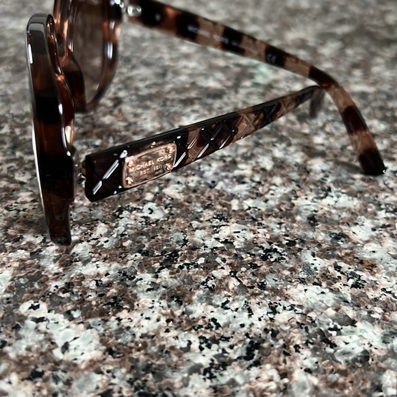 Michael Kors PAZ 6044 MK6044 sunglasses - Picture 10 of 12